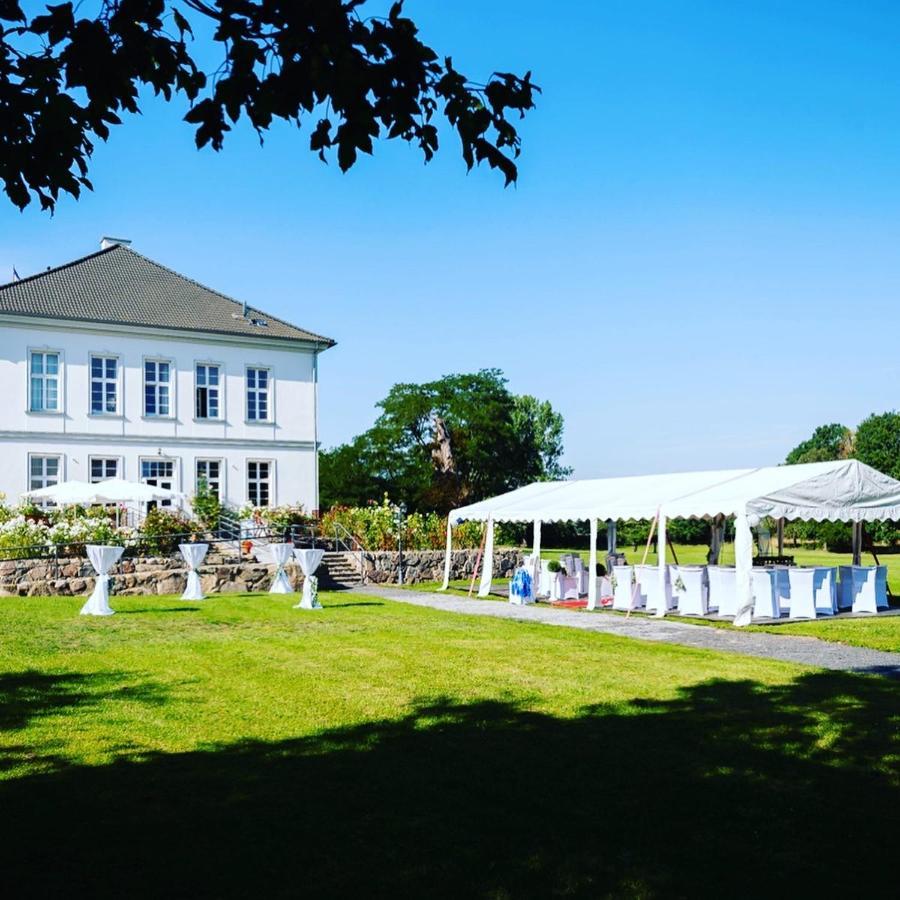 MöllnGutshaus Gross Helleアパートメント エクステリア 写真