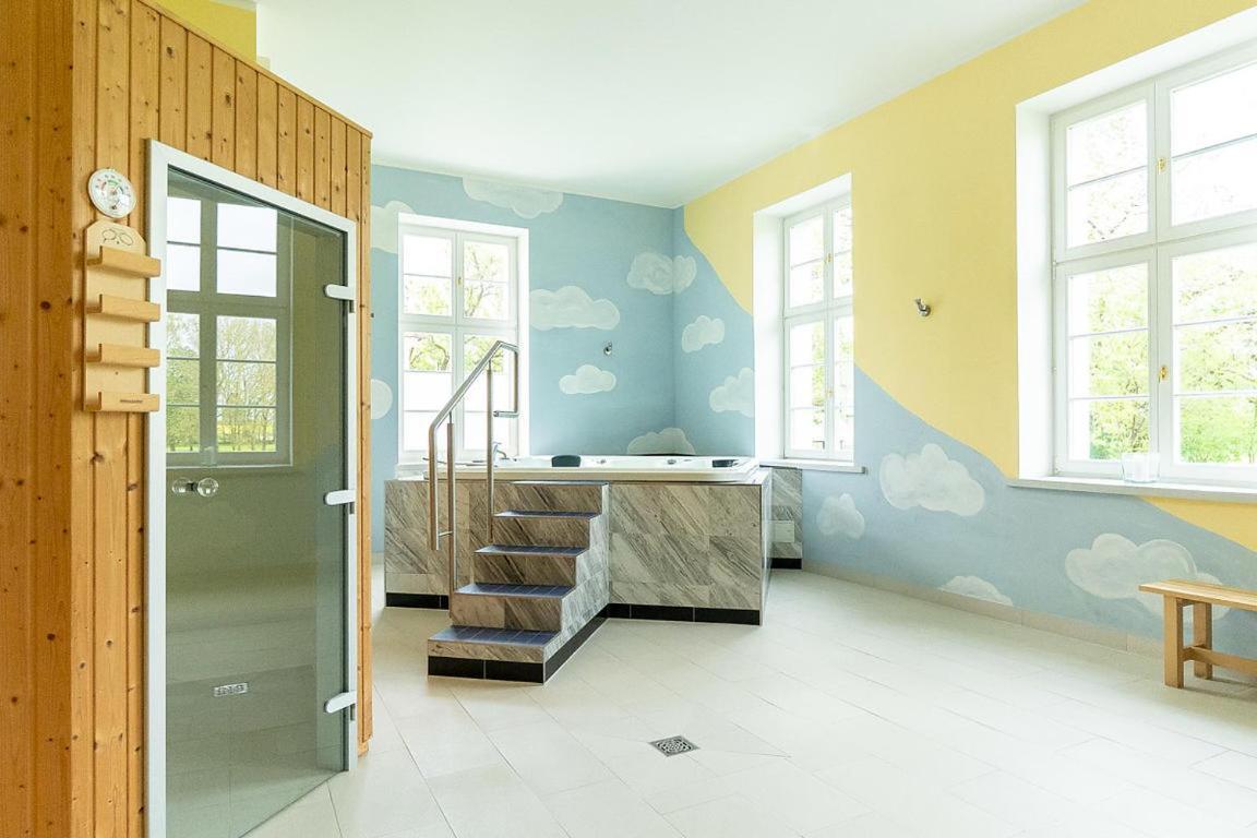 MöllnGutshaus Gross Helleアパートメント エクステリア 写真