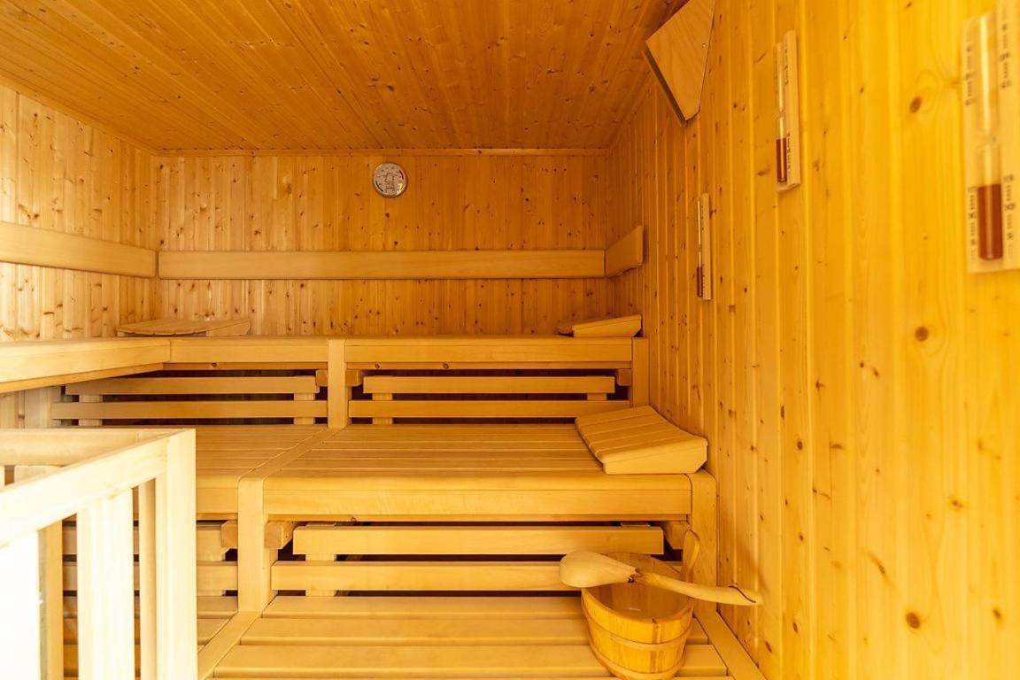 MöllnGutshaus Gross Helleアパートメント エクステリア 写真